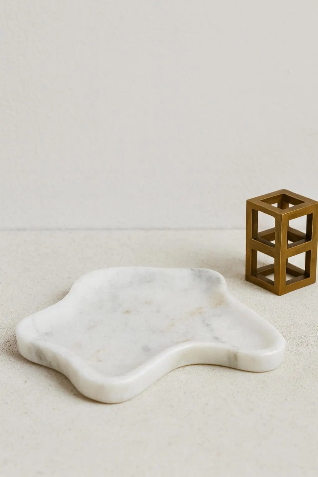 Bianco Ibiza Sculptural Marble Tray