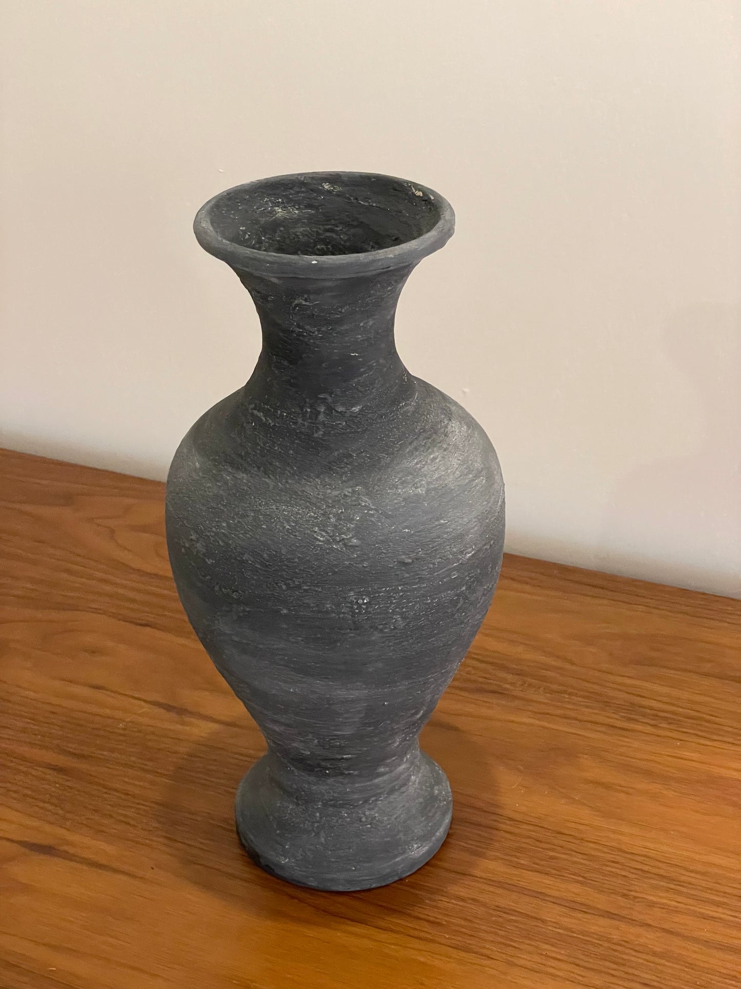 Clay Grey Vessel